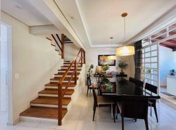 e1237eabbb91fcb71d9a7aa8a9ad9e50851114d5 · Casa com 4 quartos à venda em Florianópolis, 211 m², Semi Mobiliado e 2 vagas - Bairro Agronômica.