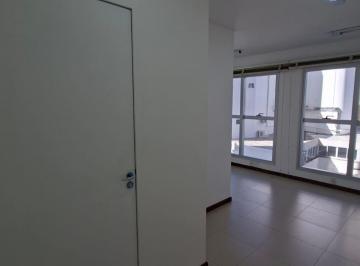 6d36a39d7f36a3dc207ad3b9306d7101a2ed75bf · Locação | Sala comercial de 31 m² com 1 vaga - Centro, em Florianópolis.