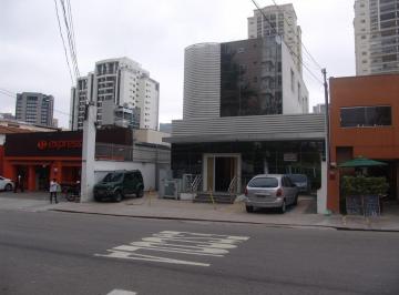 Comercial · 570m² · 9 Vagas · Prédio comercial na Rua Verbo Divino, N. 1105 • 570 m²
