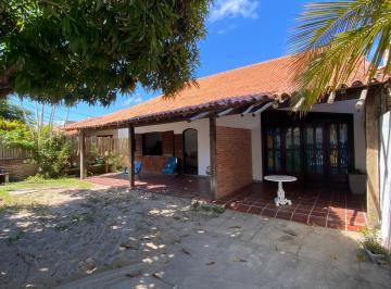 Casa · 200m² · 4 Quartos · 4 Vagas · CASA DUPLEX COM EDÍCULA NA PRAIA DOS ANJOS EM ARRAIAL DO CABO