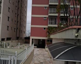 Apartamento de 3 quartos, São Paulo · Apto. reformado 3 dorm. 1 suíte/ 1 vaga demarcada na R. Antonieta Leitão