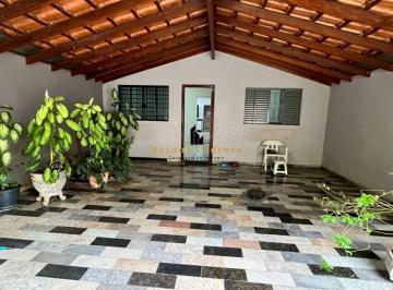 Foto 01 · Casa à venda em Americana-SP: 2 quartos, 1 suíte, 2 salas, 2 banheiros, 4 vagas de garagem, 100m² no