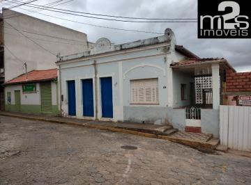 Foto 19 · Oportunidade Única: Área Comercial de 770 m2 de Terreno e 210m² Casarão no Centro de Cunha-SP