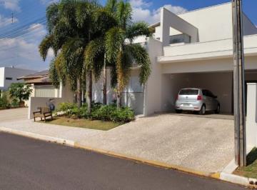 Foto 01 · Casa de luxo em condomínio: 3 quartos, 3 suítes, 2 salas, 4 banheiros, 4 vagas de garagem, 263m² - O