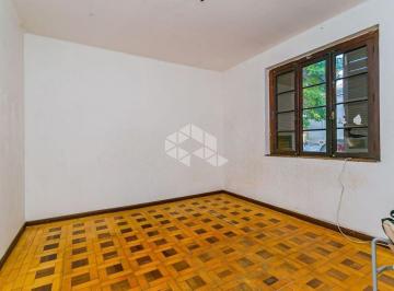 Apartamento · 51m² · 2 Quartos · Apartamento 2 dormitórios com pátio no Floresta.