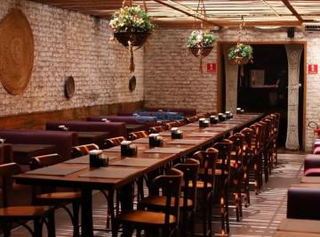 Comercial · 380m² · Restaurante à Venda no Jardins, SP – 380m² R$ 4.050.000