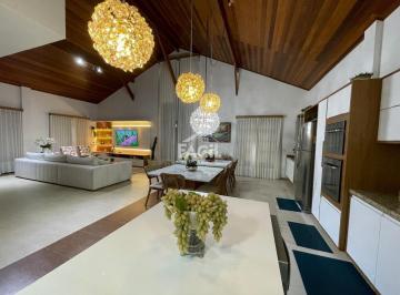 Casa · 300m² · 3 Quartos · 4 Vagas · Viva o conforto com Vista Incomparável – Casa Exclusiva em Santa Teresa - S...