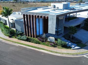 Casa · 620m² · 4 Quartos · 6 Vagas · Casa à venda em Jaguariúna, Residencial Haras Patente, com 4 suítes, com 620 m²