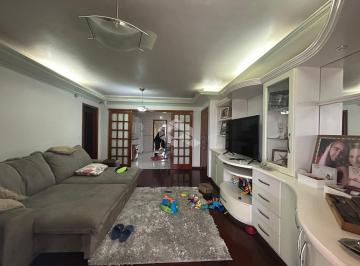 Casa · 268m² · 3 Quartos · 4 Vagas · Casa em alvenaria com 3 dormitórios sendo 1 suíte no bairro America