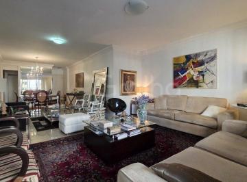 07 · Apartamento de 170m2 com 3 quartos sendo 2 suítes no Centro