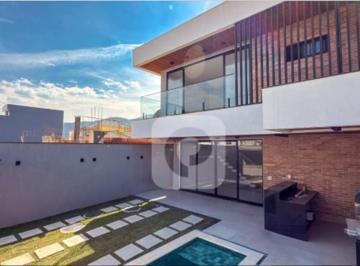 Casa · 202m² · 4 Quartos · 2 Vagas · Casa Duplex em Vargem Pequena 180 m2
