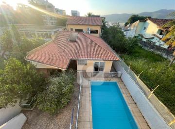 Casa · 332m² · 6 Quartos · 4 Vagas · Casa na Freguesia 332m2 e 600m² de Terreno Otima Localização