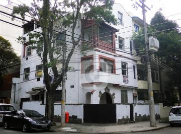 Casa · 400m² · 7 Quartos · 2 Vagas · Casa na Urca - rua Roquete Pinto