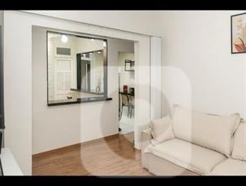 Apartamento · 54m² · 2 Quartos · Vendo apartamento mobiliado/ Reformado/ Copacabana/ zona Sul/ melhor quadra da praia
