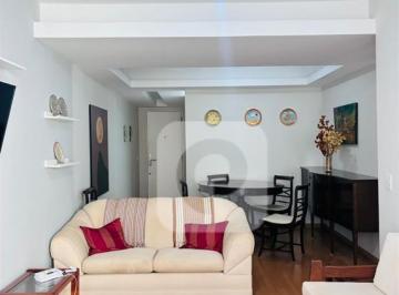 Apartamento · 72m² · 2 Quartos · 2 Vagas · Apartamento com 2 quartos e mobiliado, 72 m², em Copacabana