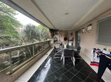 Apartamento · 121m² · 3 Quartos · 2 Vagas · excelente apartamento 3 quartos De 121 metros quadrados A 3 minutos da praia na Gleba A