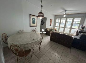 Apartamento de 2 quartos, São Vicente · Apartamento à venda no Itararé em São Vicente.