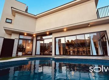 Casa · 318m² · 3 Quartos · 4 Vagas · Casa em Condomínio à venda em Indaiatuba - Jardim Piemonte, 3 quartos 318 m² por 3.190.000,00