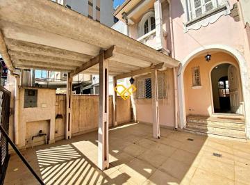 Fachada · Casa 3 Quartos para Locação em Santos - Sp