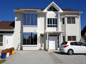 Casa · 35m² · 1 Vaga · Quitinete em Daniela - temporada - Florianópolis - SC