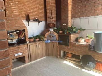 Casa · 244m² · 4 Quartos · 3 Vagas · Sobrado em Cidade Jardim, Jacareí/SP de 244m² 4 quartos à venda por R$ 950.000,00