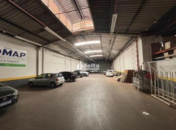 Photo 1 · Galpão de 950m² de área total disponível para locação no bairro Centro em Uberlâ