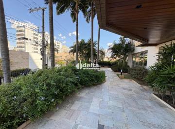 Apartamento · 105m² · 3 Quartos · 1 Vaga · Apartamento Padrão em Uberlândia