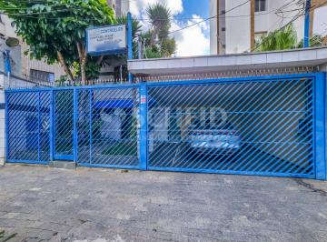 Casa · 431m² · 3 Quartos · 2 Vagas · Imóvel comercial de 431m² a 500m do metrô Saúde com múltiplos usos
