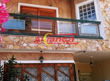 Casa · 163m² · 3 Quartos · 3 Vagas · Sobrado em Excelente Localização - Oportunidade Imperdível!