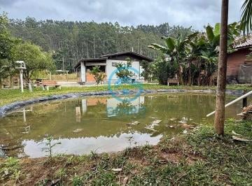Rural · 1000m² · 3 Quartos · Chácara em Meio a Natureza com Riacho, Lagoa e Terreno de 1.000m² à venda em Tijucas/SC