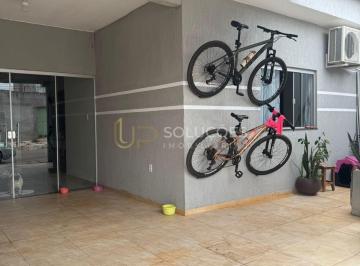 Casa · 90m² · 3 Quartos · Casa Padrão na Laje+ 3 Quartos (1 Suíte) + Varanda+ Cozinha Americana c/ Armários Planejados | Sobra