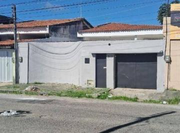 6c352a7303eda4edc1c09f7a6bf9a87d6dd8f894 · Casa com 3 dormitórios à venda, 170 m² por R$ 400.000,00 - Parque Manibura - Fortaleza/CE