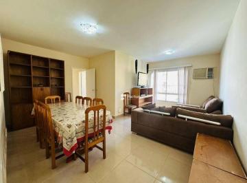 00c32f11d0280d1c783a9225073437563c282e87 · Apartamento localizado à 2 quadras do mar na Praia da Enseada região do Aquário no Guarujá.