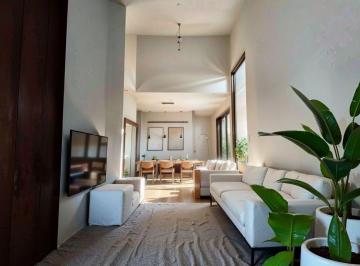 Casa · 170m² · 3 Quartos · 4 Vagas · Casa com 3 quartos à venda, Condomínio Terras Alpha - Uberlândia/MG