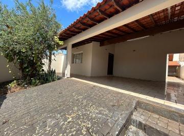 Casa · 210m² · 3 Quartos · 2 Vagas · Casa com 3 quartos à venda, Bairro Cidade Jardim - Uberlândia/MG