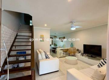 Casa · 200m² · 3 Quartos · 2 Vagas · Casa à venda no condomínio Fazenda Garatucaia - Angra dos Reis