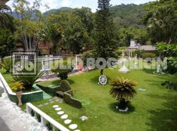 Rural · 404m² · 7 Quartos · 30 Vagas · Julio Bogoricin Venda Sítio Piscina Salões de Festa Suítes Churrasqueiras Taquar