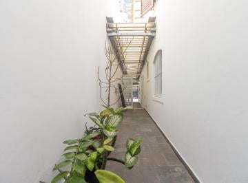 IMG_20260622_001519_000.jpeg · Agradável casa para venda e locação em Vila Olímpia com 4 quartos, sendo 2 suítes, 208m² - remaxfron