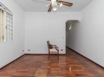 IMG_20260628_091511_000.jpeg · Excelente casa para venda e locação em Vila Olímpia com 4 quartos, sendo 2 suítes, 208m² - remaxfron