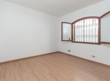 IMG_20260628_031520_000.jpeg · Excelente casa para venda e locação em Vila Olímpia com 4 quartos, sendo 2 suítes, 208m² - remaxfron