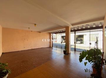 Casa · 164m² · 2 Quartos · 3 Vagas · Casa sobrado à venda com 2 quartos e 3 vagas no bairro Cerâmica, São Caetano do Sul.