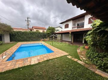 casa-4-suites-3-salas-area-gourmet-piscina-jardim-veneza-open-house-151751644093573.jpg · A Casa que Abraça sua Família 4 Suítes, Lazer Completo e Muito Estilo no Jardim Veneza