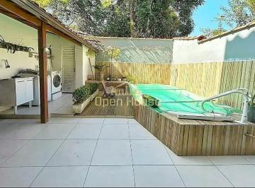 vendo-casa-4quartos-2suites-piscina-churrasqueira-colonia-santo-antonio-barra-mansa-11754508992374.jpeg · Casa Triplex à Venda na Colônia Santo Antônio, Barra Mansa - Espaço, Conforto e Localização Privileg