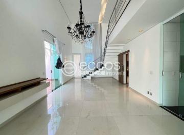 Casa · 250m² · 3 Quartos · 2 Vagas · Casa em condomínio para aluguel, 3 quartos, 3 suítes, 2 vagas, Gávea - Uberlândia/MG