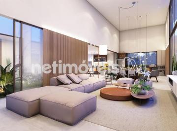 Casa · 359m² · 4 Quartos · 3 Vagas · Casa de luxo no Condomínio Victoria Golf! Aqui estão os principais recursos e características: