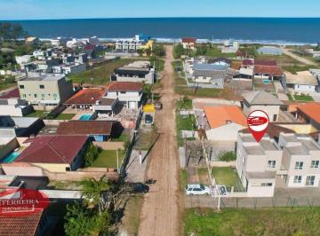 Casa · 2 Quartos · 1 Vaga · Sobrado Perto da Praia