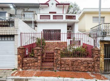Comercial · 150m² · 5 Quartos · 1 Vaga · Casa comercial na Rua Pereira de Freitas, N. 130 • 150 m²