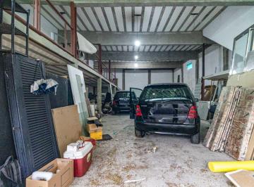 Comercial · 280m² · 2 Quartos · 4 Vagas · Galpão na Rua Miami, N. 69 - Térreo • 280 m²