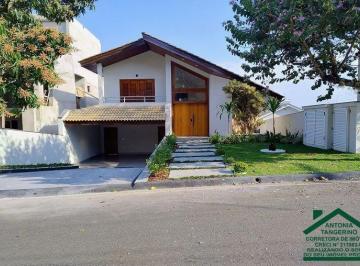 Casa · 246m² · 4 Quartos · 4 Vagas · LINDO SOBRADO ALTO PADRÃO – 4 SUÍTES – 300M²AT 246M²AC – COND. ARUJÁ 5 – ARUJÁ