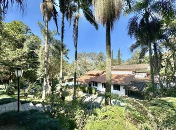 713735_iz8f93W68szDp_71373568d6193cc75bb.jpg · Vendo Casa em Condomínio 2.000m² 3 Dormitórios 1 Suíte 8 Vagas Algarve Cotia - SP
